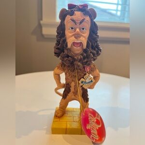 Wizard of Oz Cowardly Lion bubble head Figurine